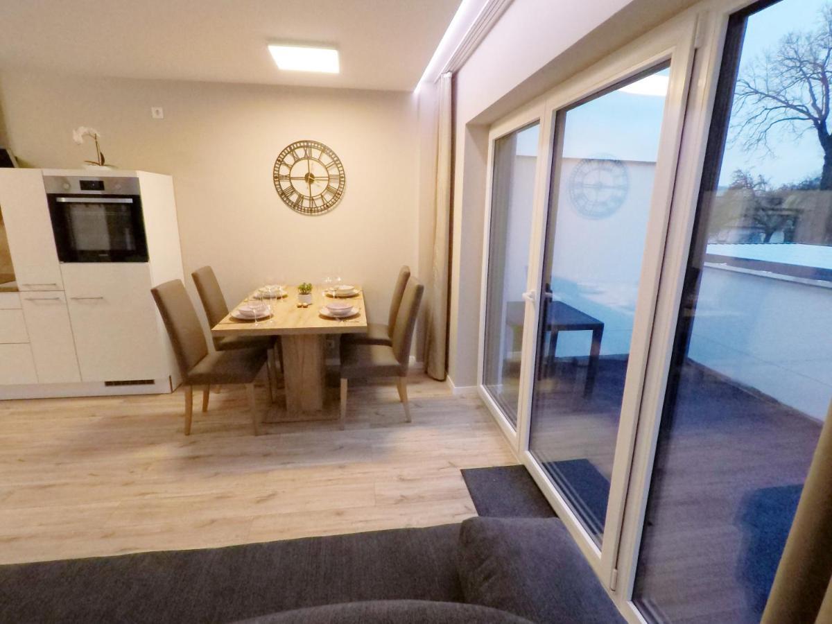 -Neubau- 42 Qm Balkon-Apartment Fulda Exterior foto